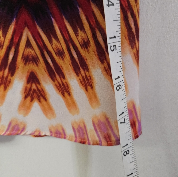 A.n.a v-neck multicolor blouse! 100% polyester - Picture 5 of 5